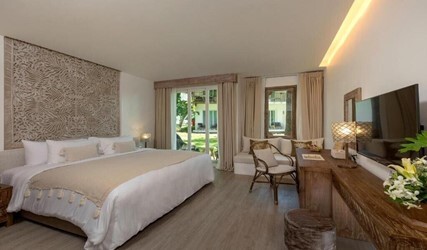 Tropical Garden Room