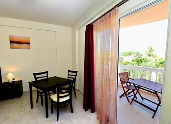 Family& Friends Suite with Private Patio