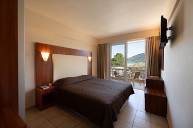 Twin / Double Room Sea View