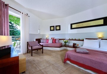 Bungalow Garden View
