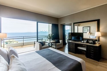 Suite 1 Bedroom with Sea View