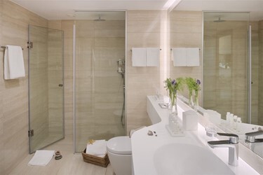 Standard Suite Partial Sea View