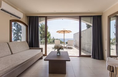 Bungalow Superior with Sea View