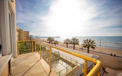 Junior Suite with Sea View and Balcony