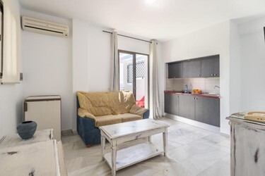 2 Bedroom Apartment With Terrace and Sea View