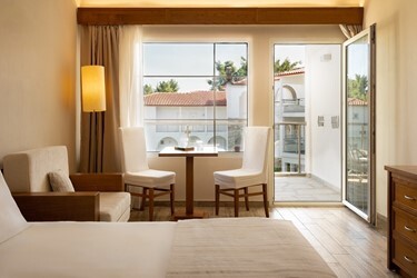 Family Room with Side Sea View