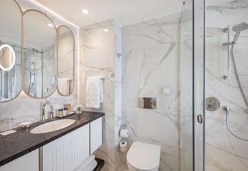 Elegant Room Sea View