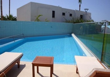 Deluxe Private Pool Room