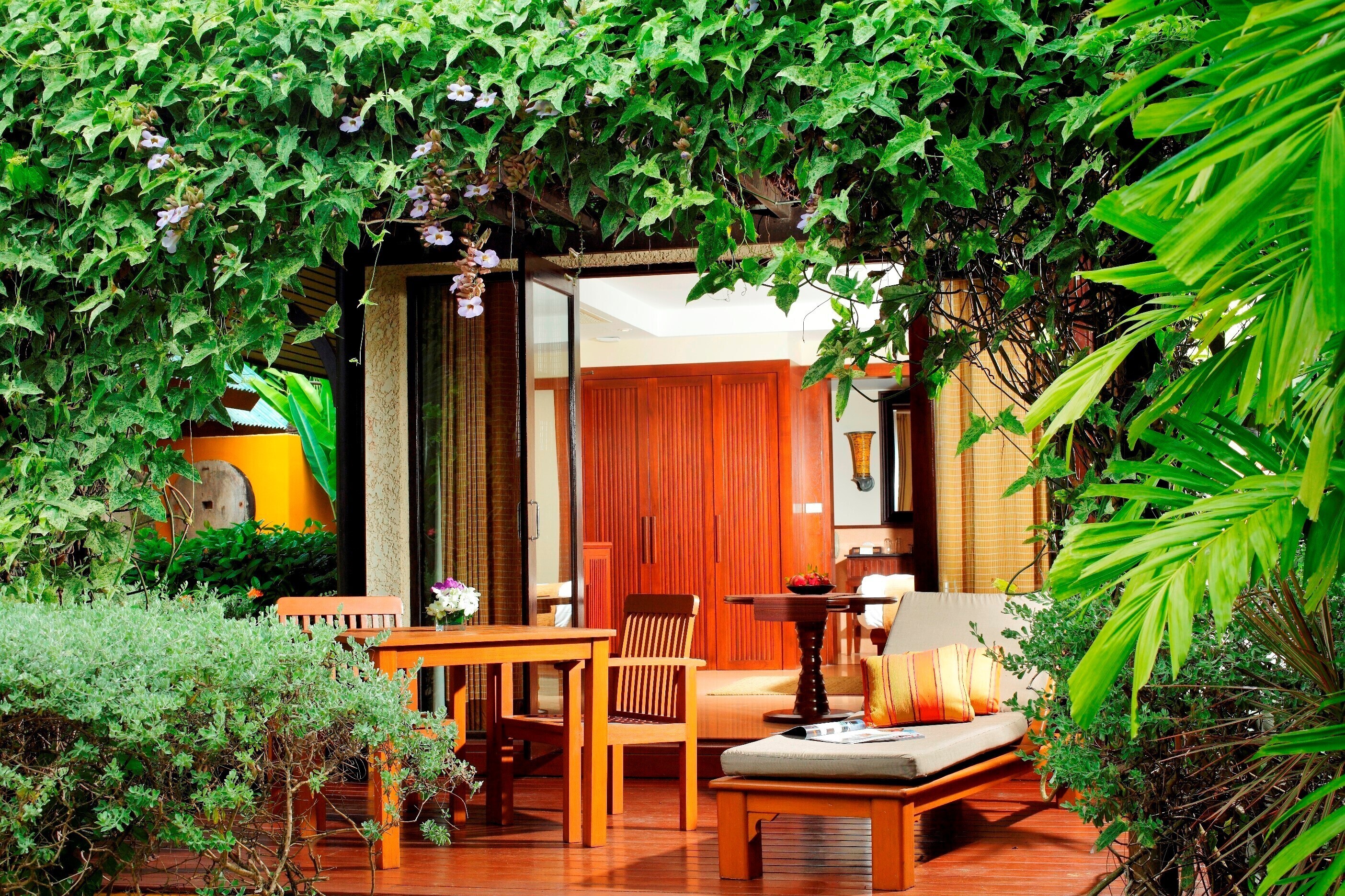 Garden phuket. Movenpick Resort Villas & Spa 5. Paradox Resort Phuket Garden Villa. Resort Villas. Karon Beach walk Villa.