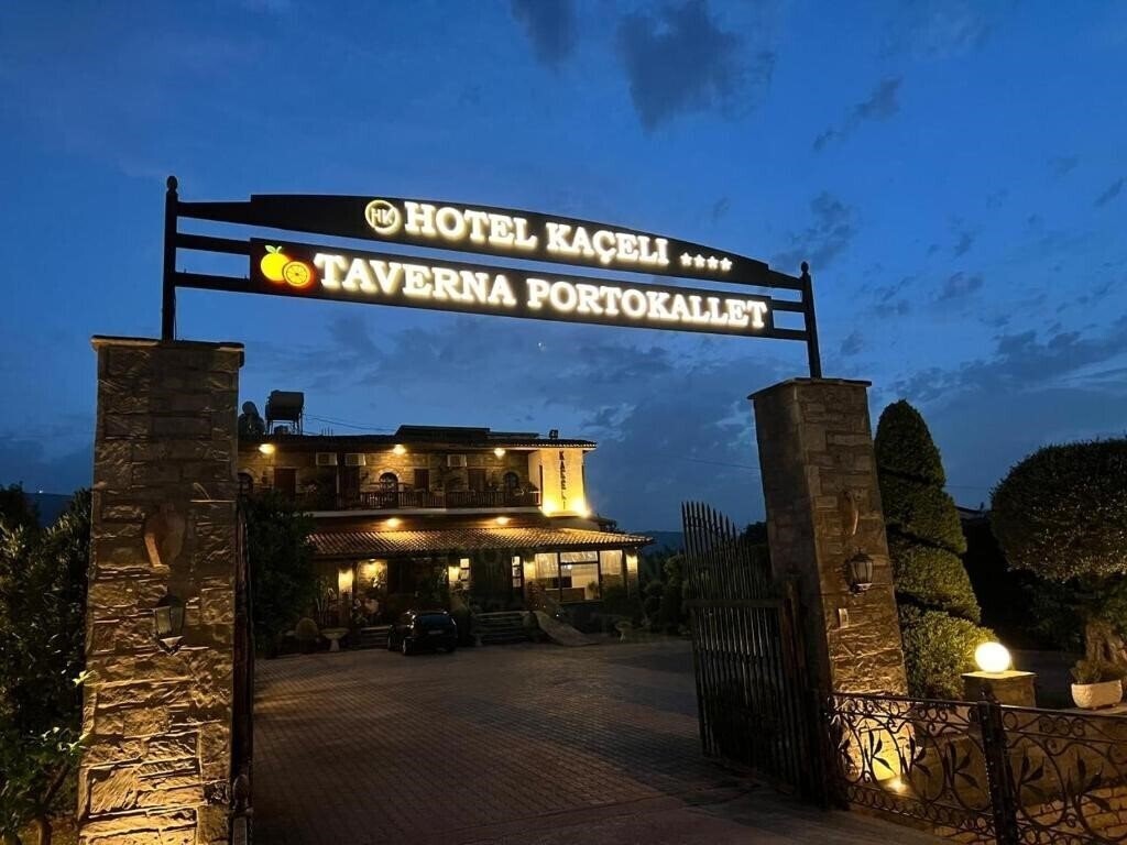 Zdjęcie Hotel Kaceli 4*