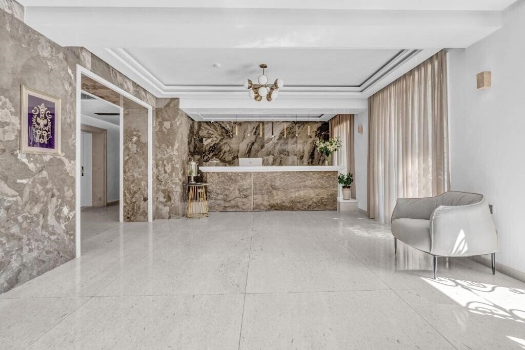 Zdjęcie Hotel Piazza 3*