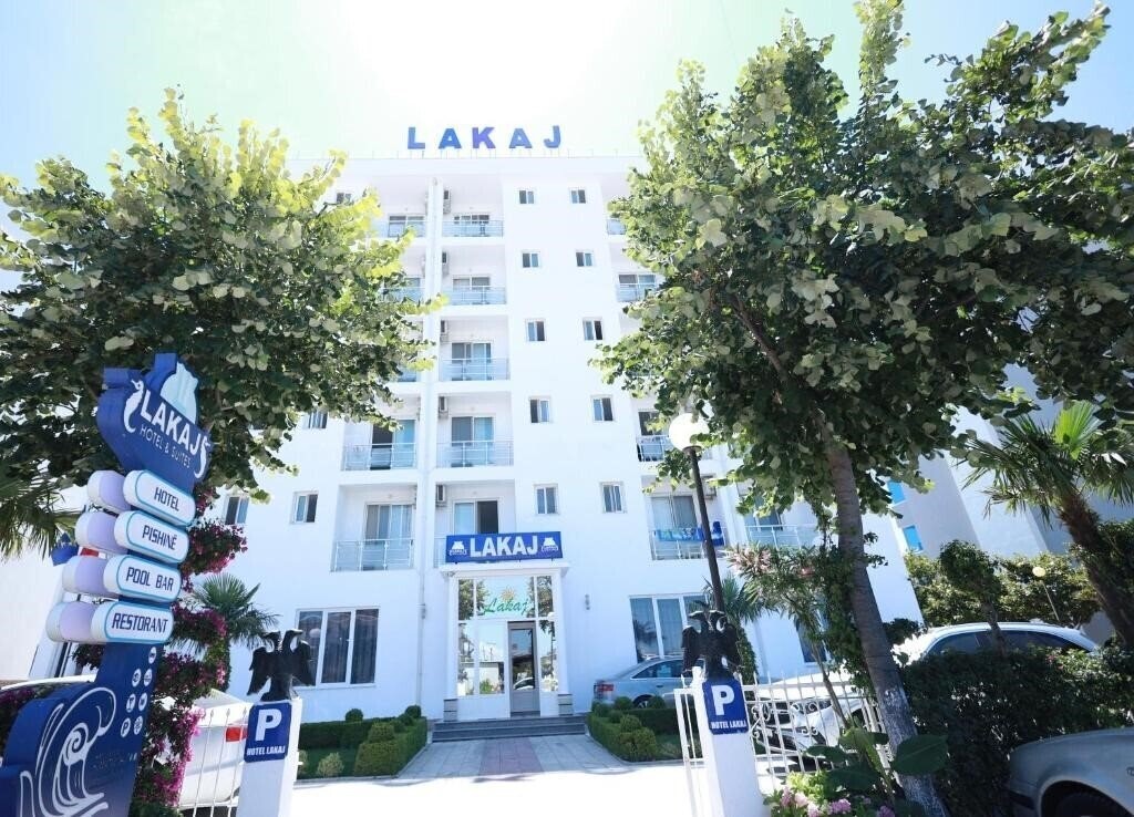 Hotel Lakaj 3*