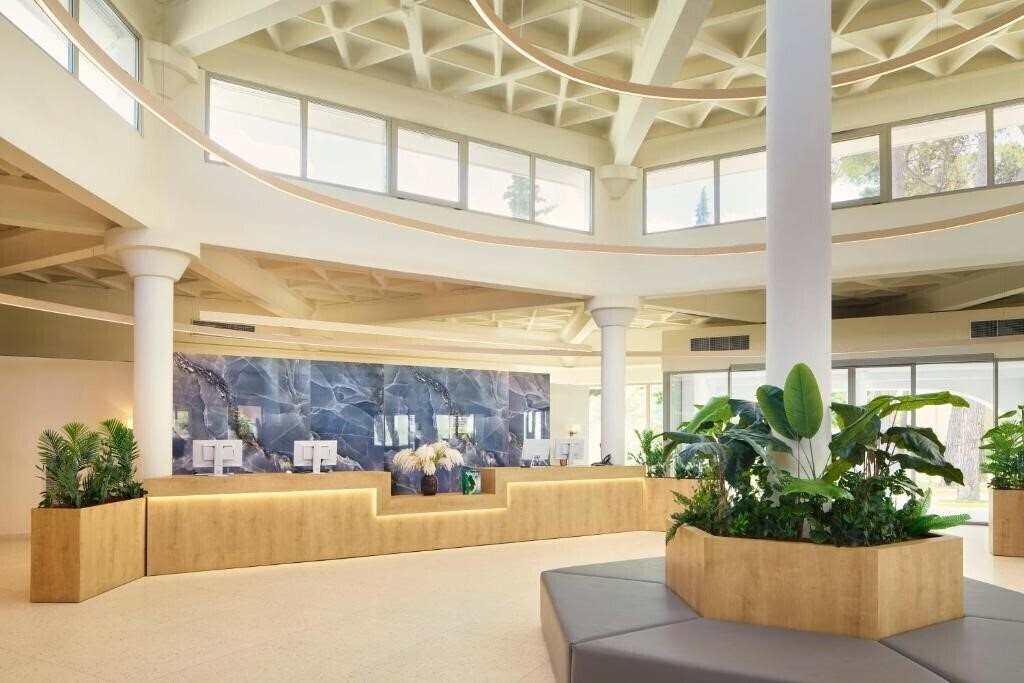 Zdjęcie Sol Tropikal Durres 4*