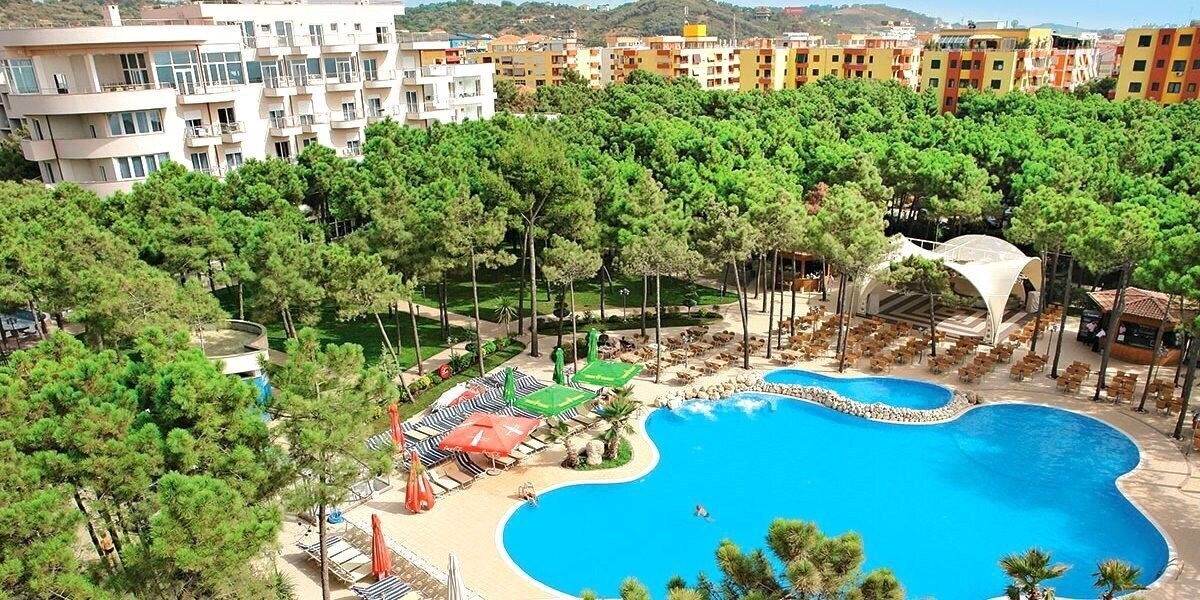 Готель Dolce Vita 4*