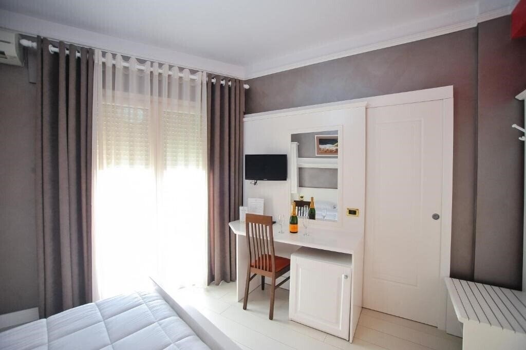 Фотография Hotel Iliria International 4*