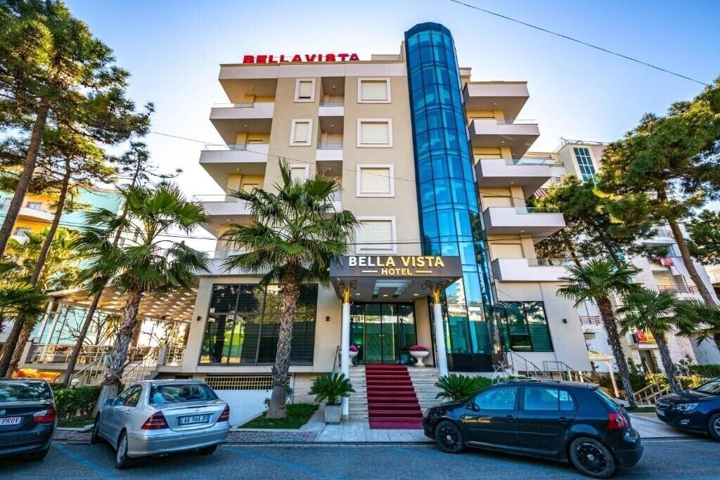 Отель Hotel Bella Vista (ex. Hotel Bellavista) 3*