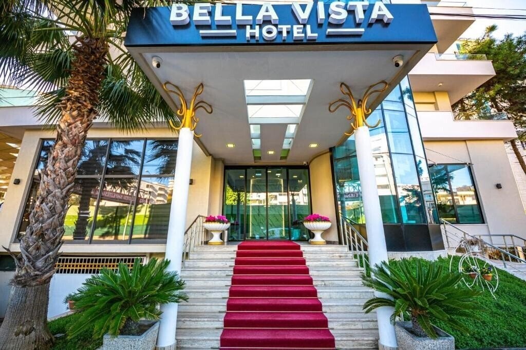 Готель Hotel Bella Vista (ex. Hotel Bellavista) 3*