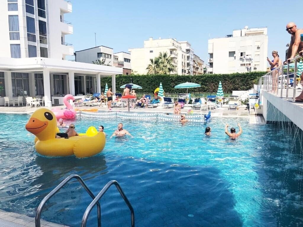 Hotel Perandor Hotel (ex. Perandor Family Apartments) 4*