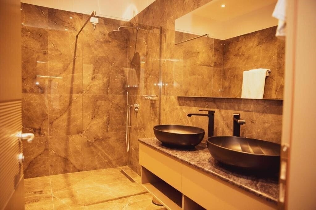 Zdjęcie Hotel Continental 3*