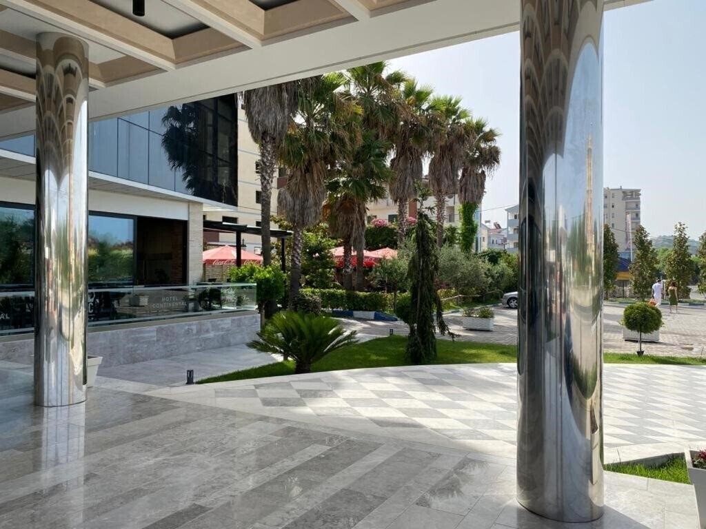 Zdjęcia Hotel Continental 3*