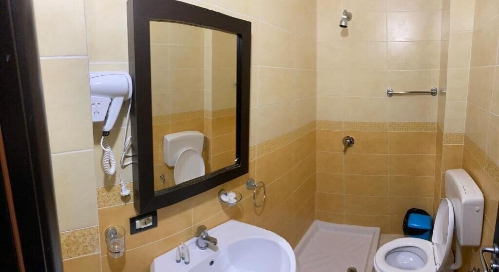 Zdjęcia AL Hotel (ex. Hill Side) 3*