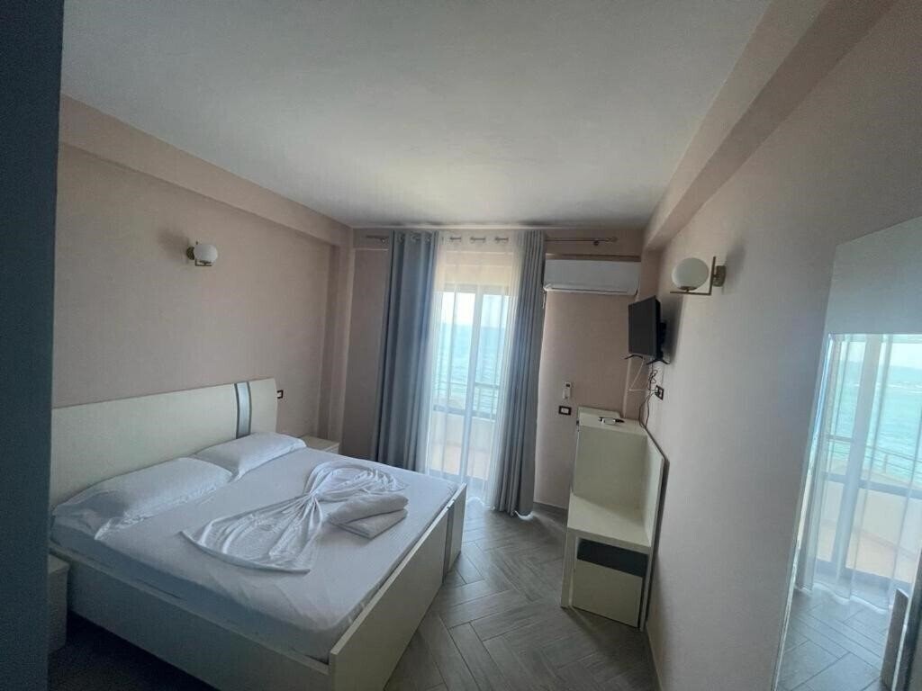 Изображение Hotel Ferrara 3*