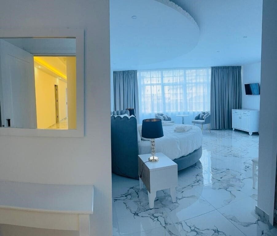 Зображення Ujvara 4 4*