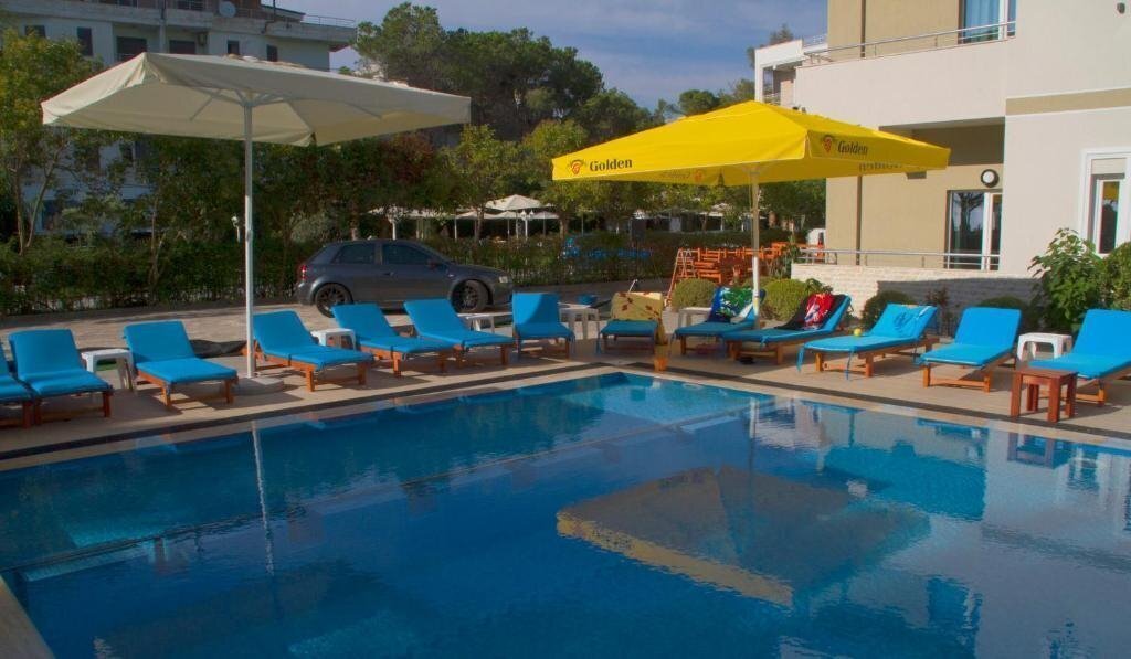 Zdjęcie Korabi Hotel 3*