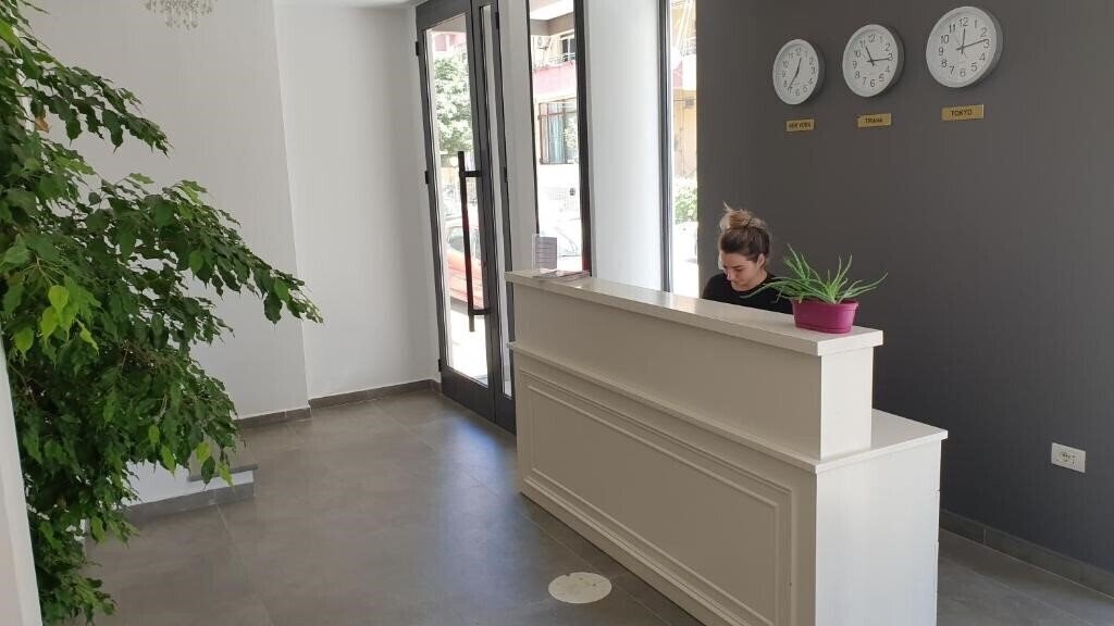 Zdjęcie Joel Residence 3*
