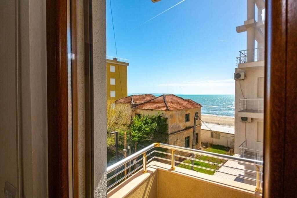 Zdjęcie Hotel Vila Misiri 3*