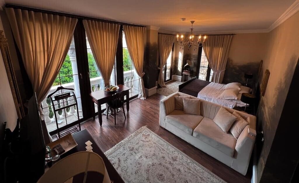 Фото Hotel Boutique Vila 8 4*