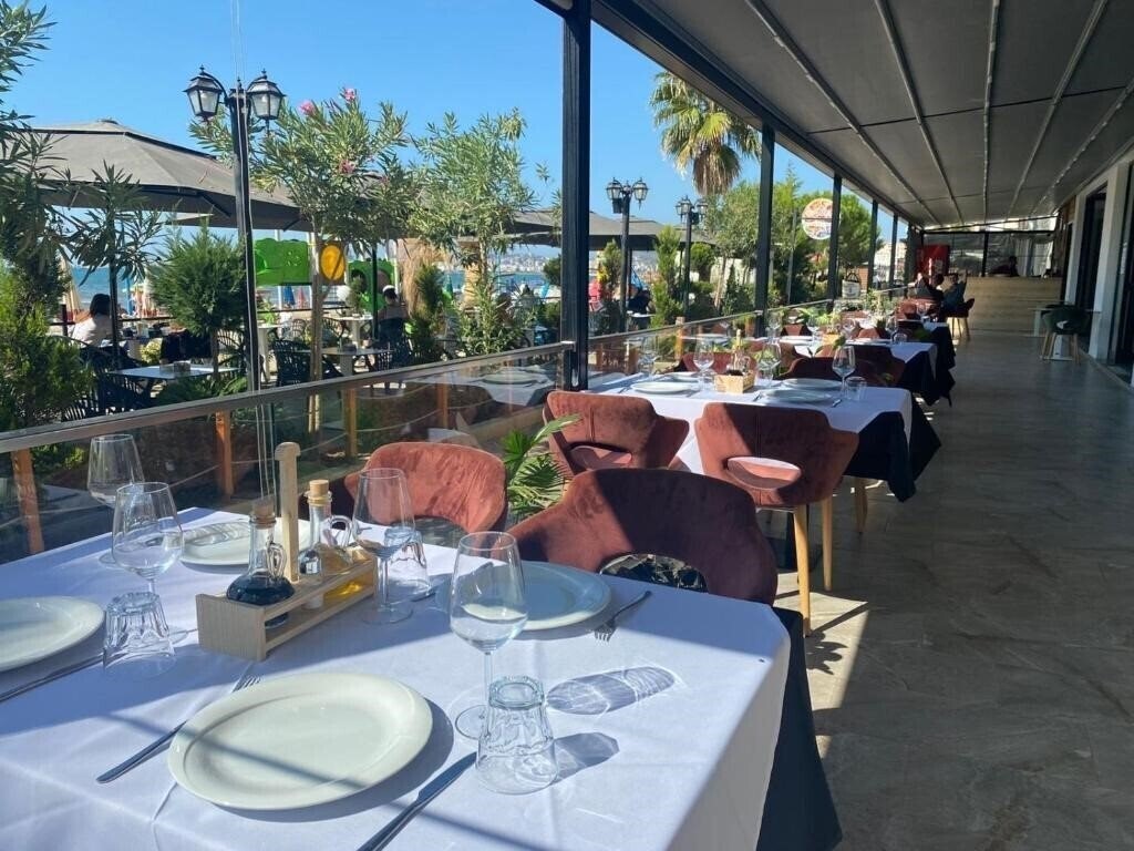 Zdjęcie Hotel Alion (ex. Alion, Riva Hotel) 4*