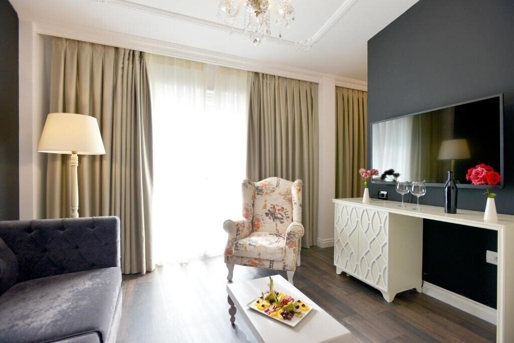 Zdjęcie Flower Hotel & SPA 5*