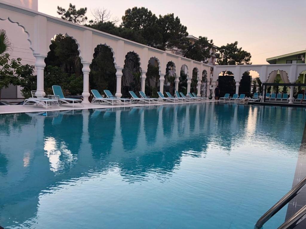 Zdjęcie Premium Sunrise 5*