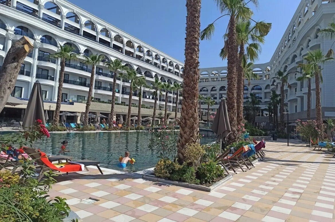 Готель Fafa Aqua Palace 5*