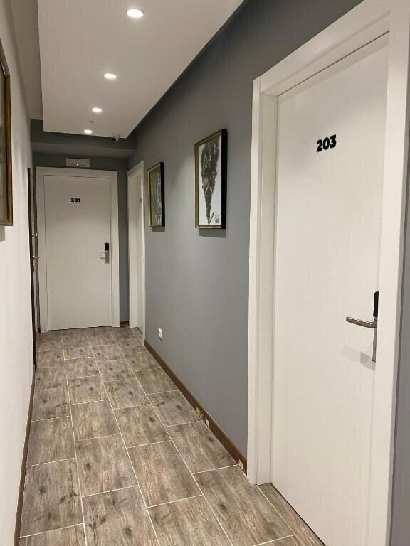 Zdjęcie Peaky Hotel (ex. Ergis Hotel, Ergi's Hotel) 4*