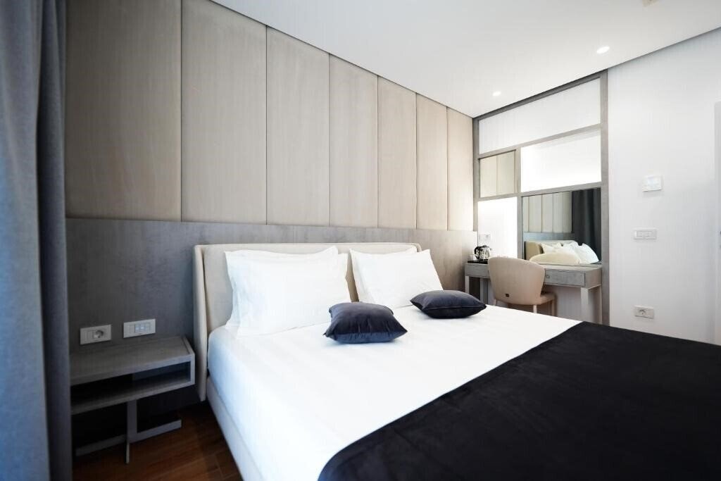 Hotel Naos Luxury 4*