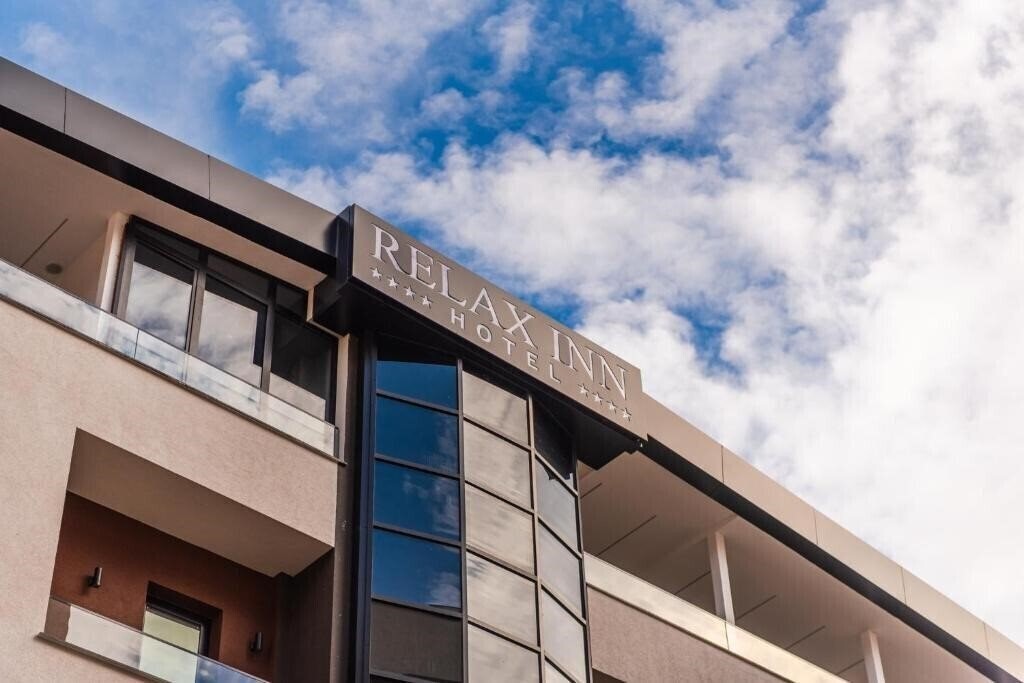 Zdjęcia Relax Inn Hotel 4*