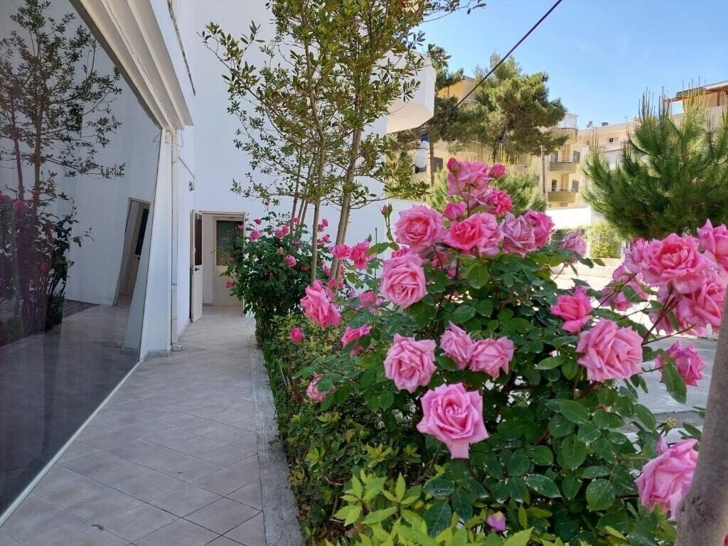 Zdjęcie Hotel Nacional (ex. Nacional Hotel Durres) 3*