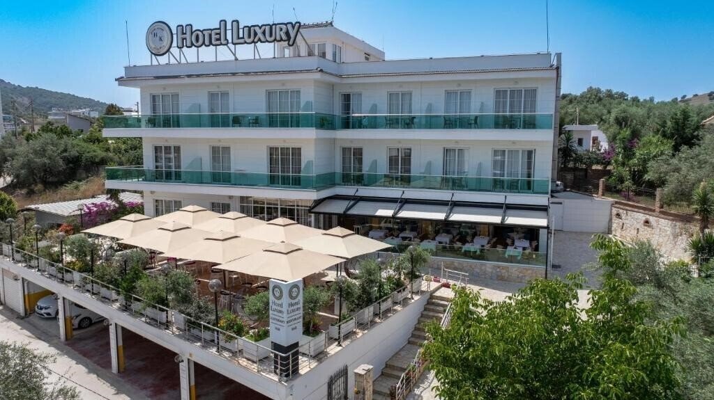 Готель Luxury 4*