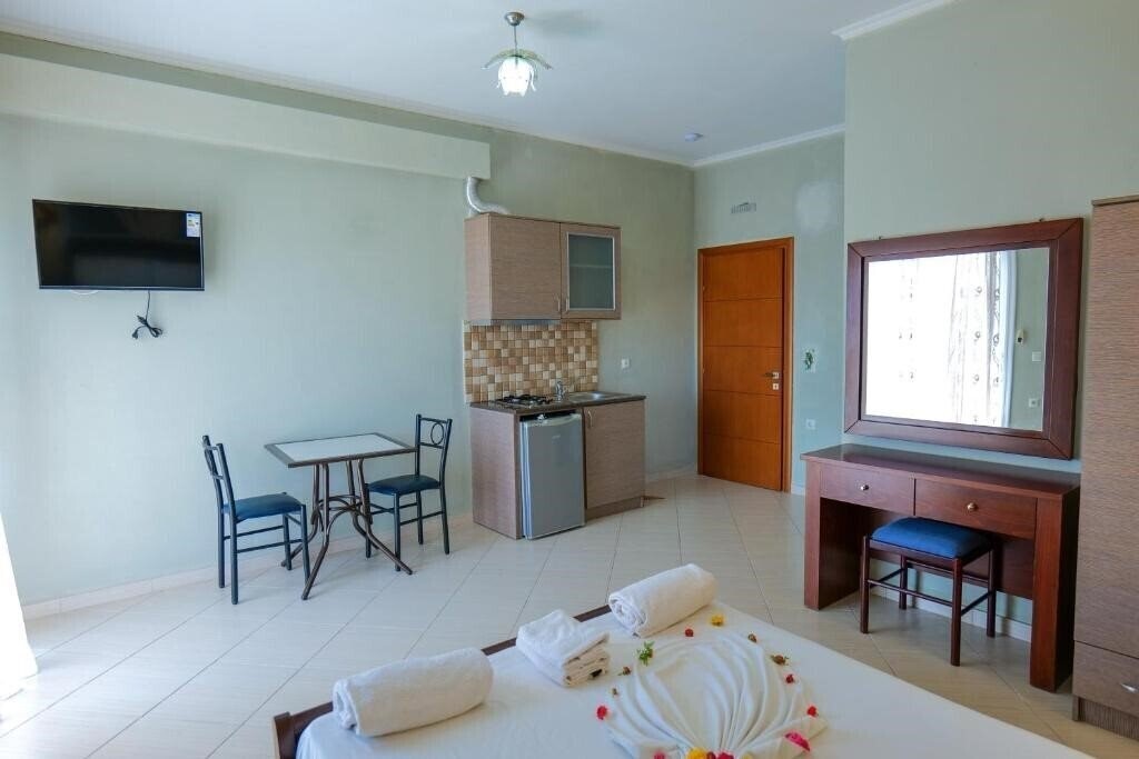 Zdjęcie Hotel Chris 2*