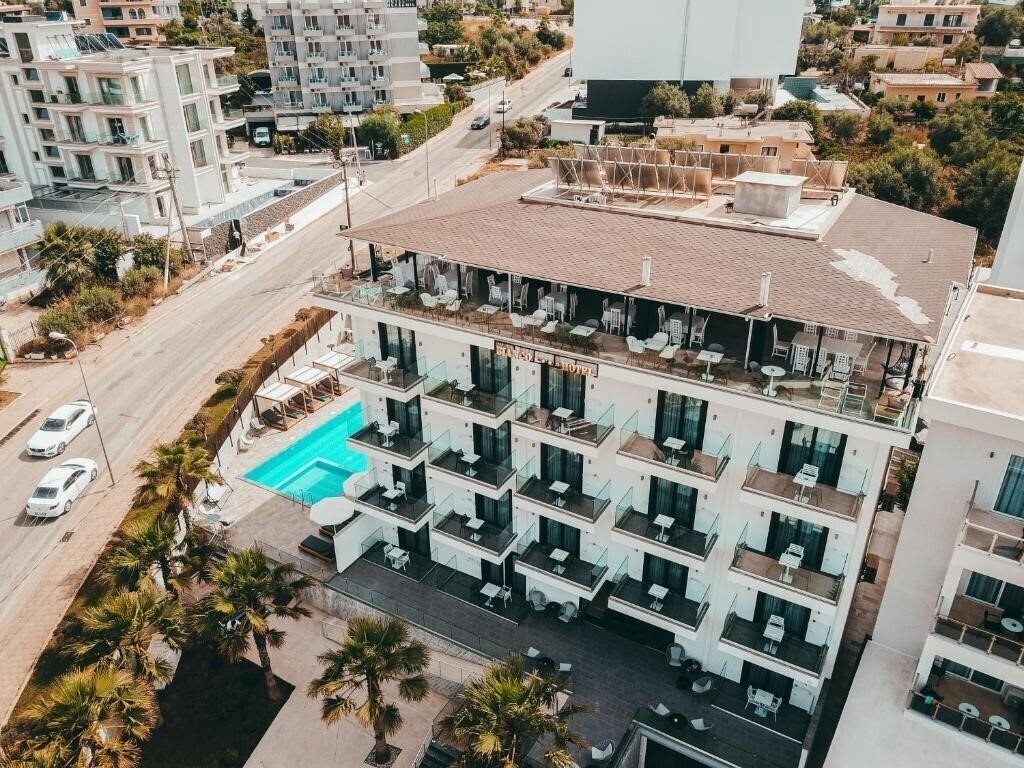 Готель Aler Bianco 4*