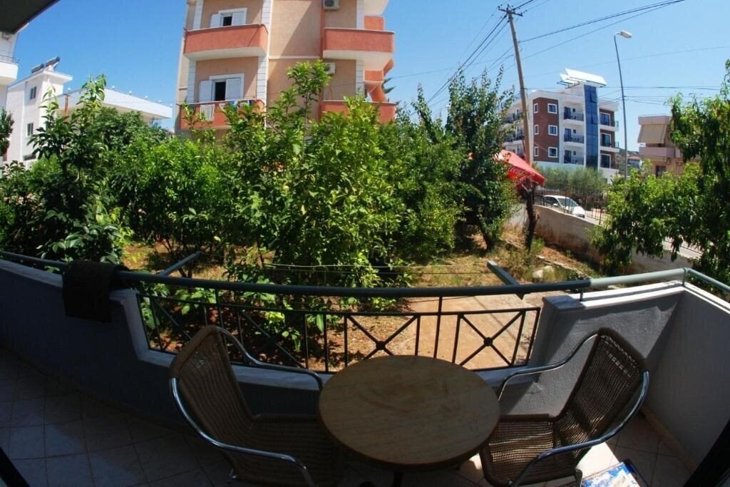 Фото Tiku'S Apartments апартаменты