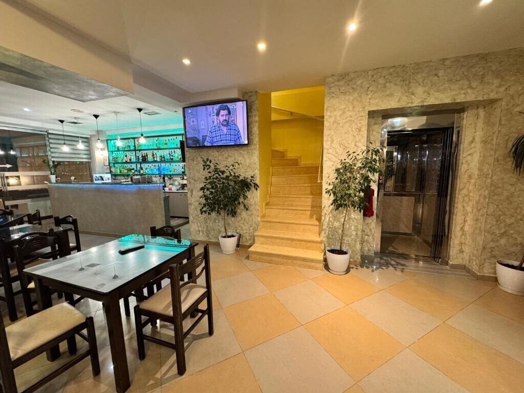 Zdjęcie Hotel Driloni Ksamil (ex. Drilon, Driloni) 3*