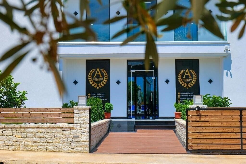 Фотографія Hotel Alexander 4*