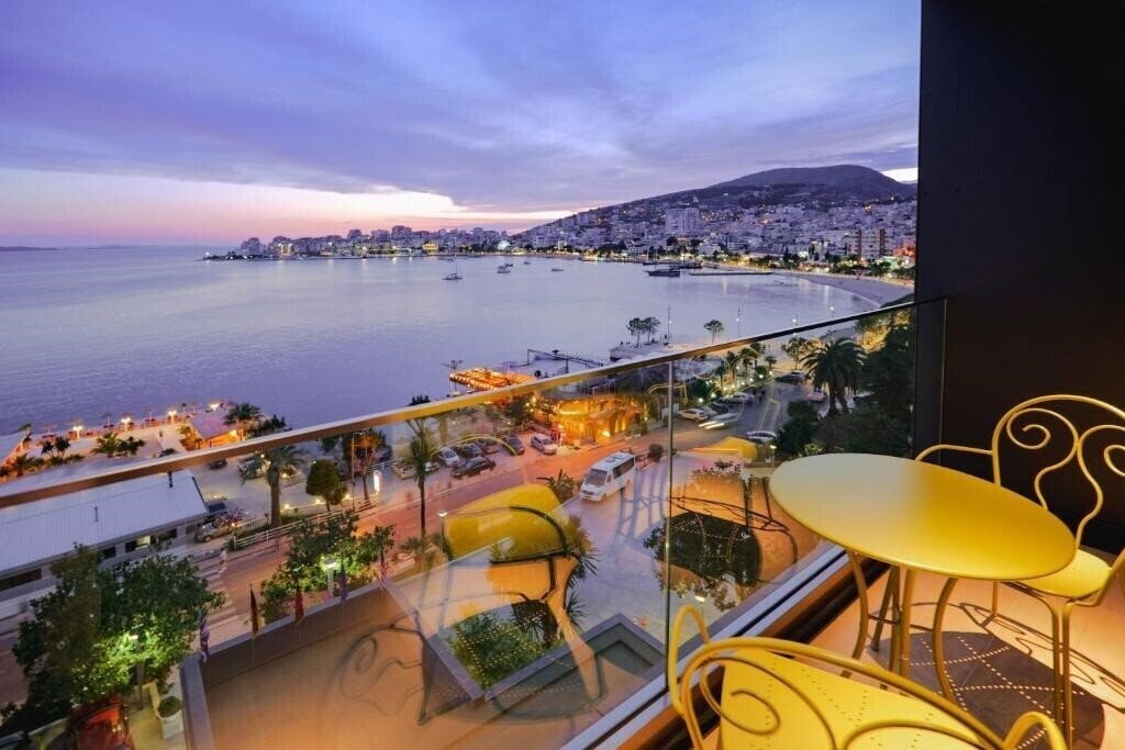 Фото Hotel Butrinti 5*