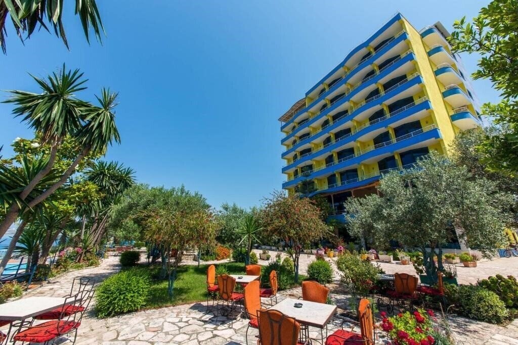 Zdjęcie Hotel Bahamas 4*