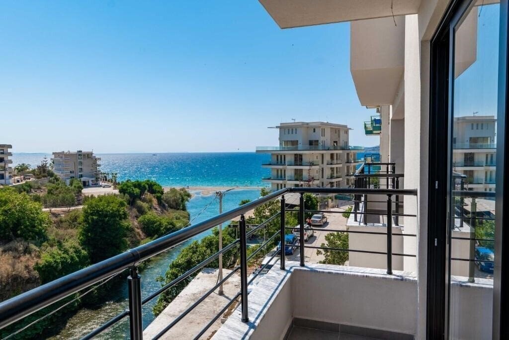 Zdjęcie Cuni Luxury Hotel (ex. River Bistritsa) 3*