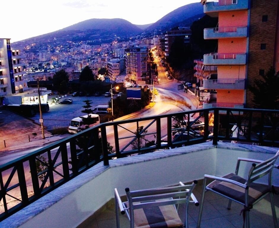 Фотографія Fenix 3*