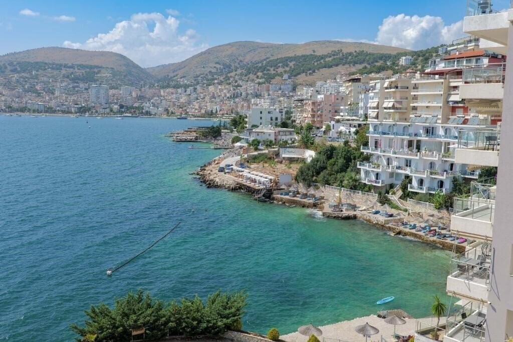 Отель Hotel Sunrays 3*